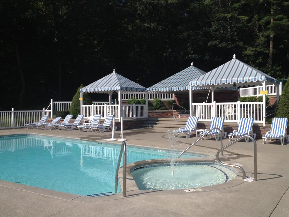 Affordable hotel rooms in Lake George, NY